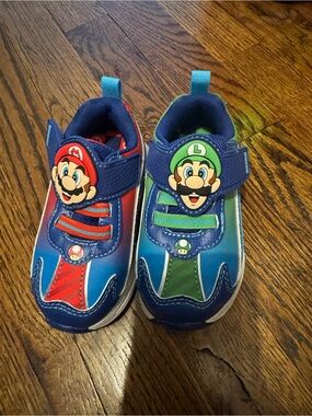 Nintendo Kids Mario & Luigi Light-Up Sneakers - Blue, Red, Green
